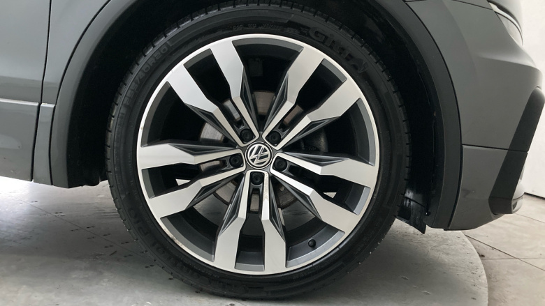 Volkswagen Tiguan 2.0 TDi 150 R-Line 5dr Diesel Estate